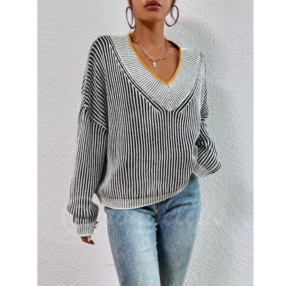 Oversized Rib Knit Striped V-Neck Black Gray Pullover Sweater - Picture 4 of 8